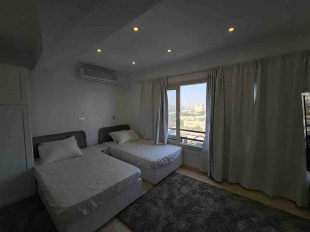 2br 901 With Great View