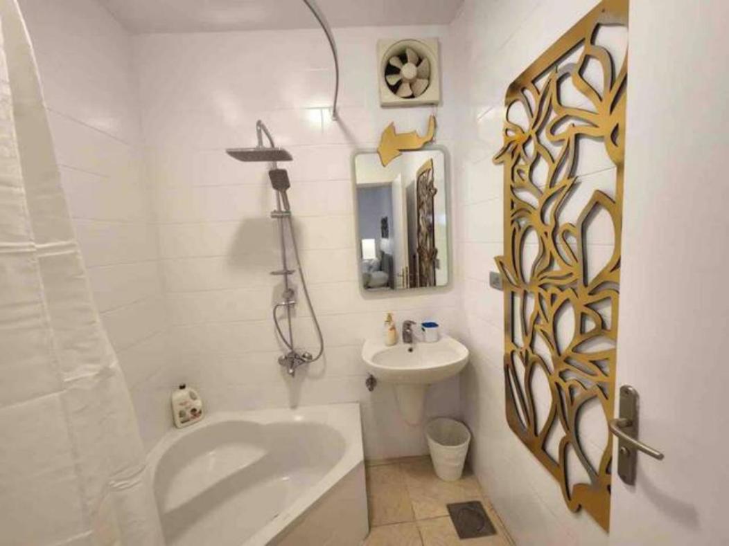 2br 901 With Great View * Cairo